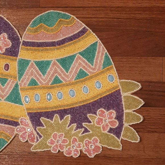 Jewelled Easter Egg Table Runner Beaded Floral - Picture 3 of 13